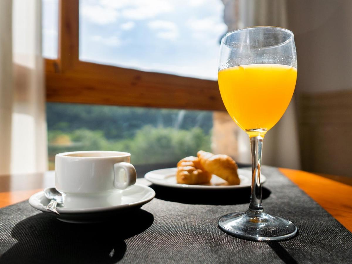 Hotel Xauen Монтанехос Екстер'єр фото